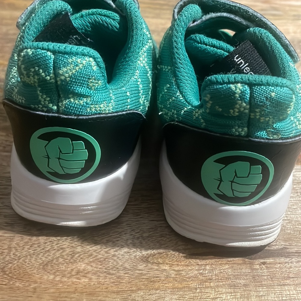 ADIDAS MARVEL RAPIDRUN HULK AVENGERS SHOES SNEAKER Sz 5 kids toddlers 5K - Picture 3 of 7